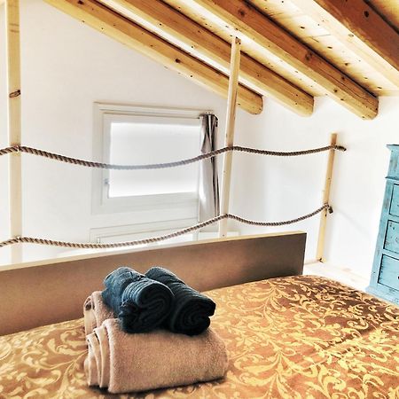 Casa Barteei Bed & Breakfast Монте Изола Екстериор снимка
