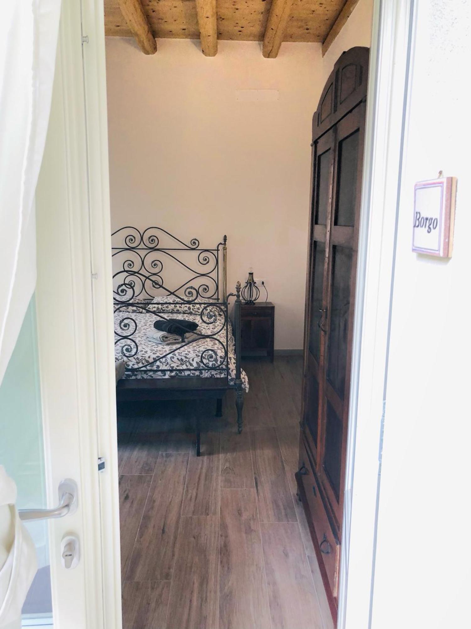 Casa Barteei Bed & Breakfast Монте Изола Екстериор снимка