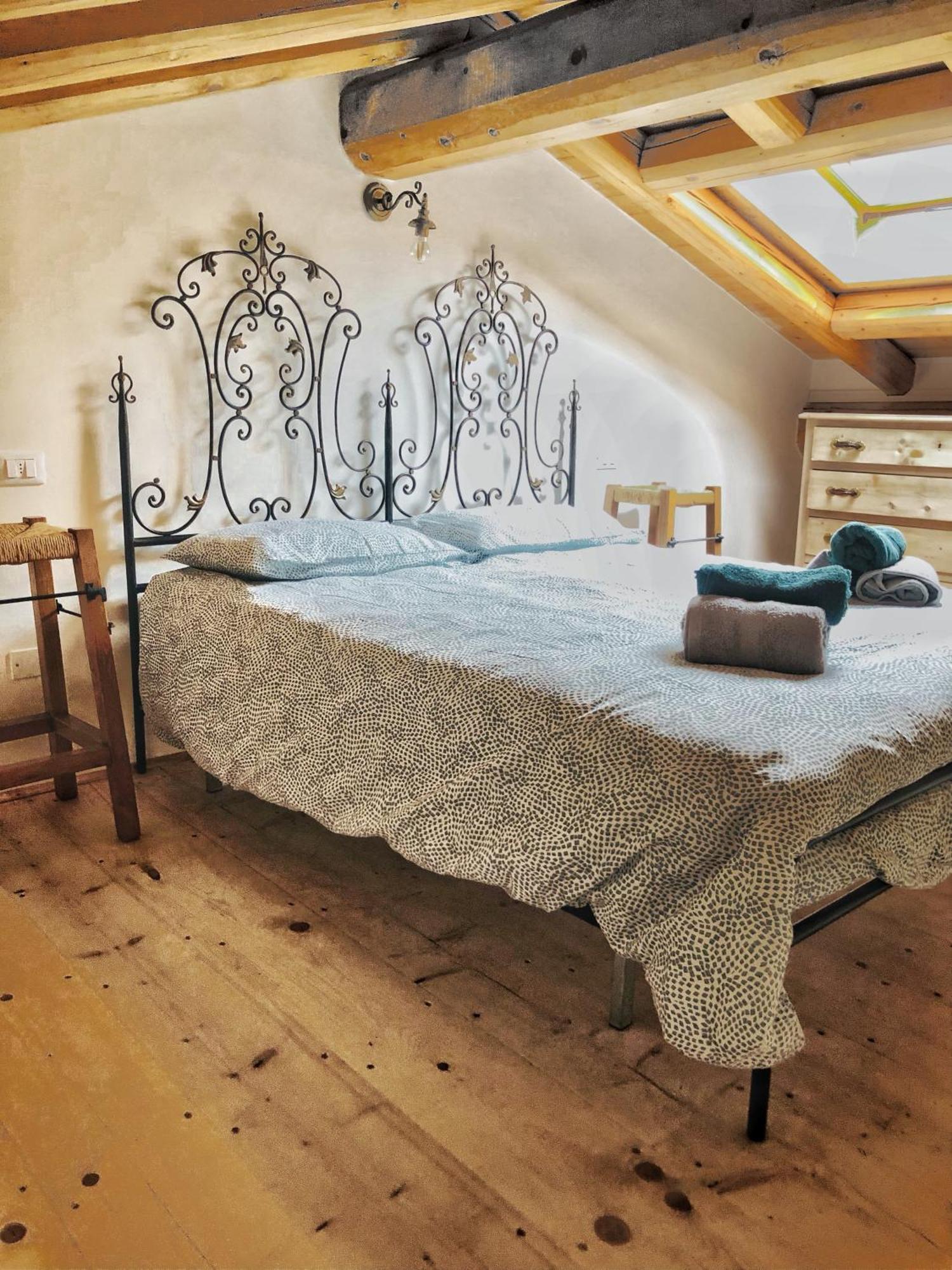 Casa Barteei Bed & Breakfast Монте Изола Екстериор снимка